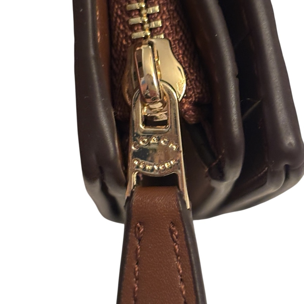 Coach Signature Canvas Bifold Wallet Pristine - Picture 8 of 15